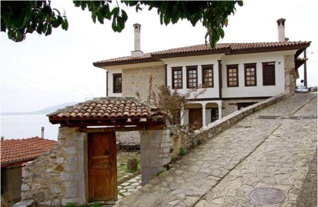 Vergoula'S Mansion Костур Екстериор снимка